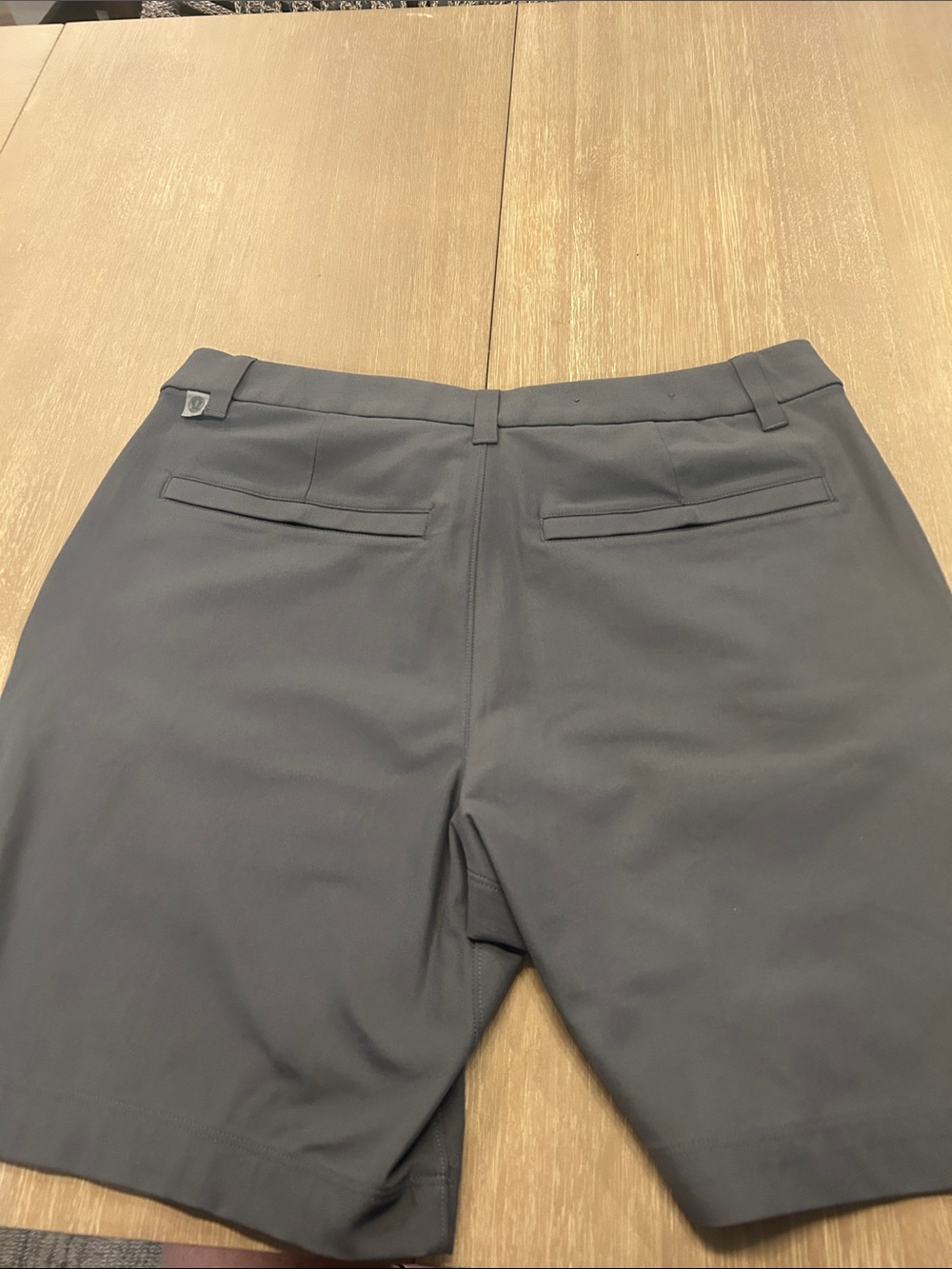 lululemon athletica commission shorts Men's Slate Gray 7 in inseam - Picture 5 of 6